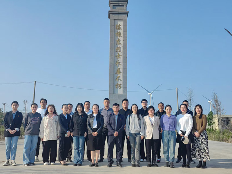文旅公司黨支部開展黨性教育及志愿服務(wù)活動.jpg