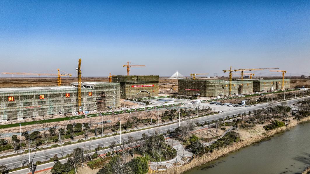 楊亞成檢查指導重點項目建設2.jpg